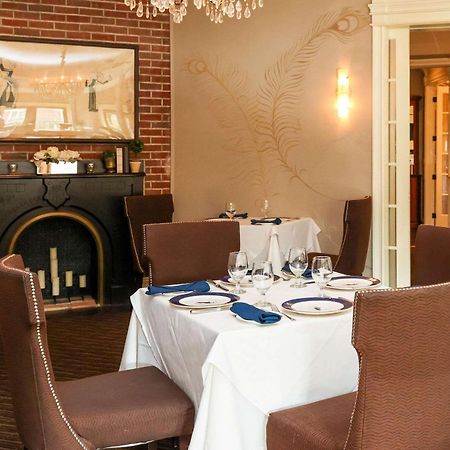 The Peacock Inn, Ascend Hotel Collection Princeton Bagian luar foto